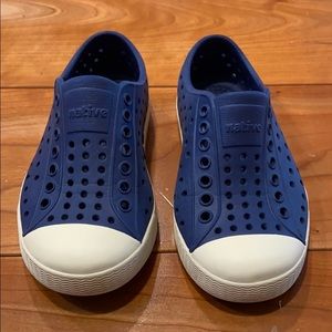 Natives size 8 - navy blue